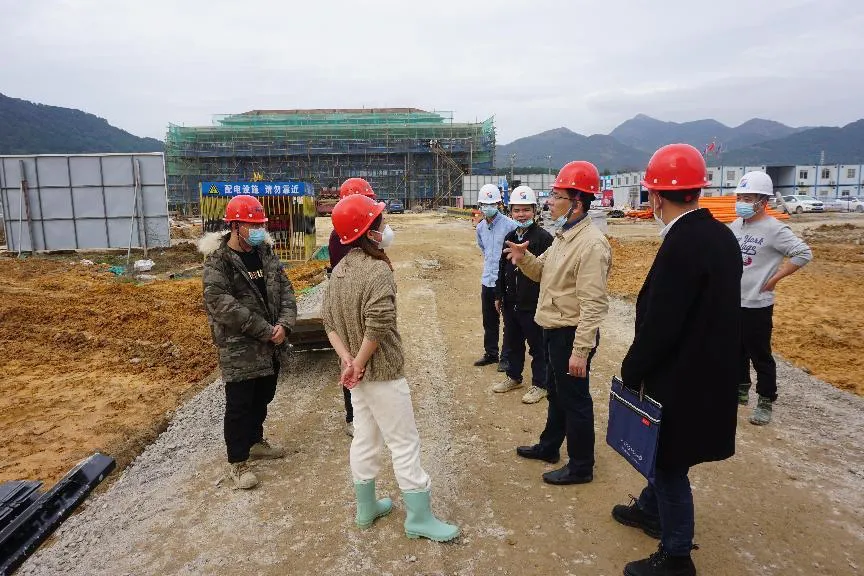 市國(guó)投公司領(lǐng)導(dǎo)赴八都職教園開展春節(jié)前質(zhì)量和安全檢查指導(dǎo)工作